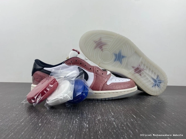 Official Maikesneakers X 'RED TROPHY ROOM AIR FN0432-017 LOW BLACK' 1 JORDAN OG 0810